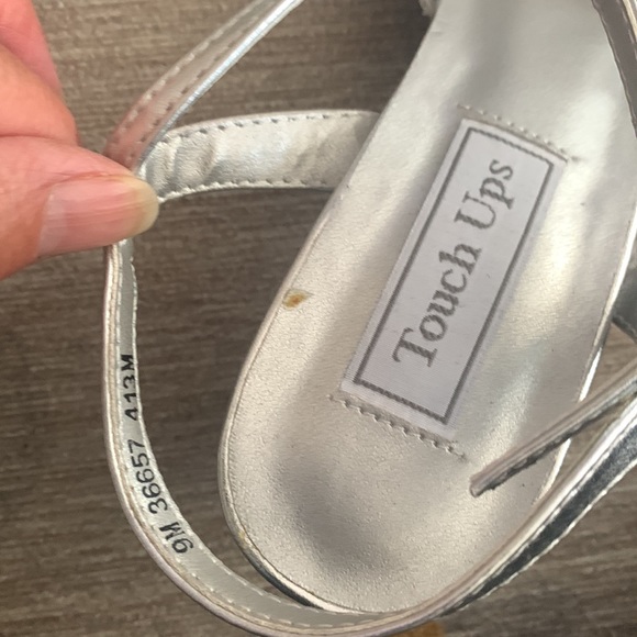 Touch Ups Sandals by Benjamin Walk - Picture 6 of 8